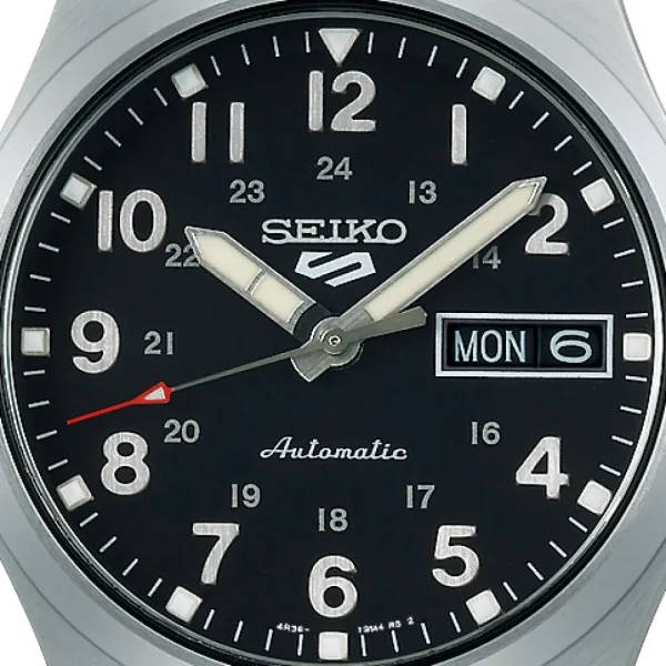 Seiko 5 Sports 'In the metal' Midfield Sports Style - Image 5