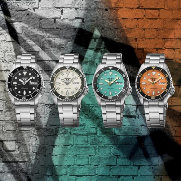 Seiko 5 Sports SKX Midi Teal 38mm Mens Watch - Image 7