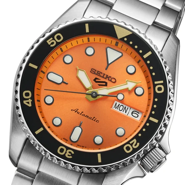 Seiko 5 Sports SKX Midi Orange 38mm Mens Watch - Image 3