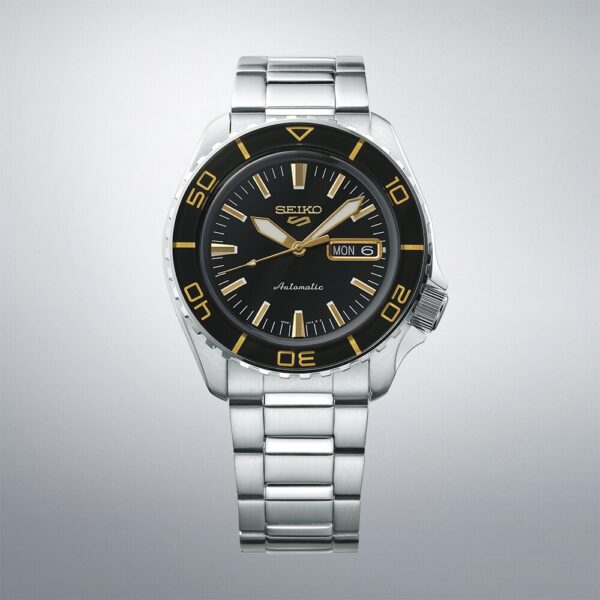 Seiko 5 Sports SKX 42.5mm Mens Watch Black - Image 4