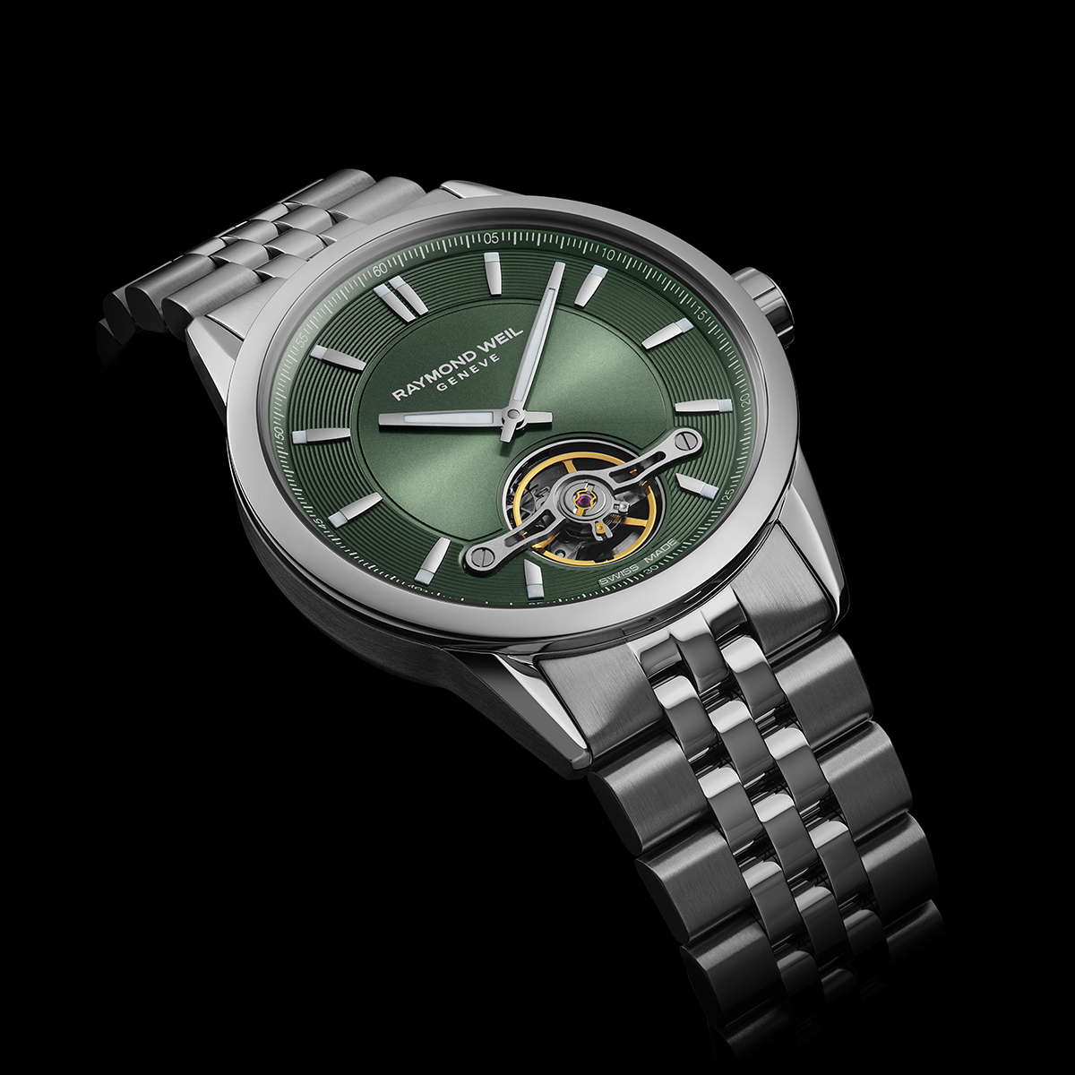 Raymond Weil 2781-ST-52051 Freelancer Calibre RW1212 Men's Automatic Green Steel Watch, 42.5mm Stainless steel bracelet, green dial, visible balance wheel