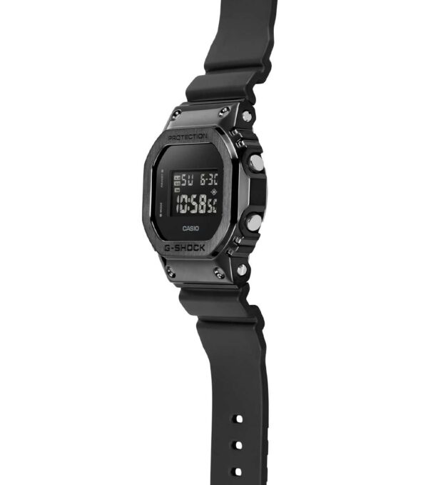 Casio G-Shock Metal Covered 5600 Led - Image 6