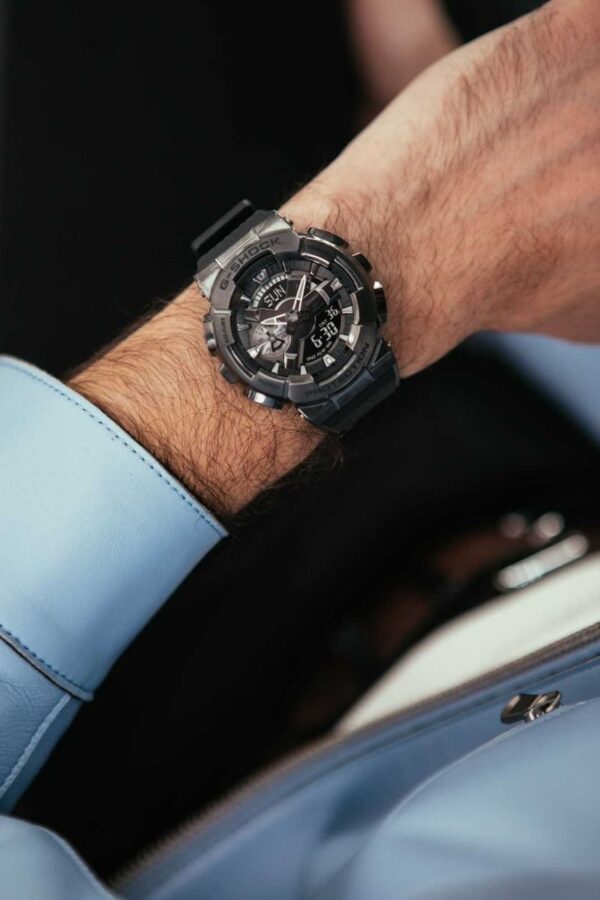 Casio G-Shock GM-110BB-1AER - Image 2