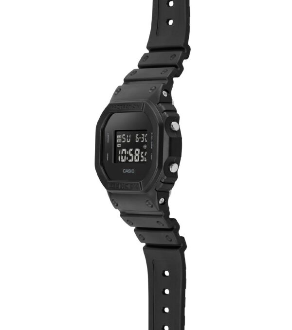 Casio g-shock 5600 LED - Image 7