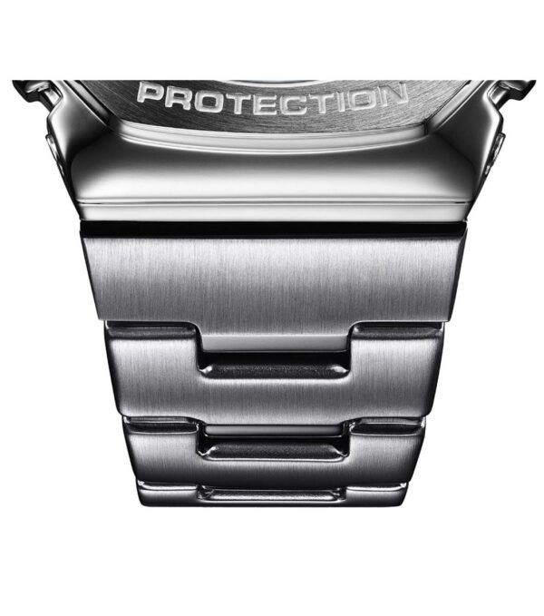 Casio G-Shock Metal Covered With Metal Band - Image 5