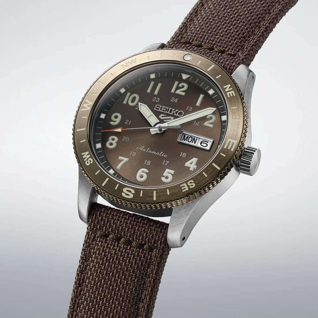 Seiko 5 Sports Field HDB009 3
